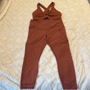 Fabletics PureLuxe Leggings and Top Set